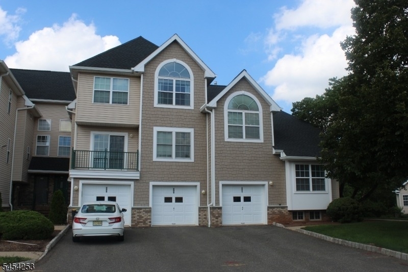 202 Rip Van Dam Ct - Photo 0