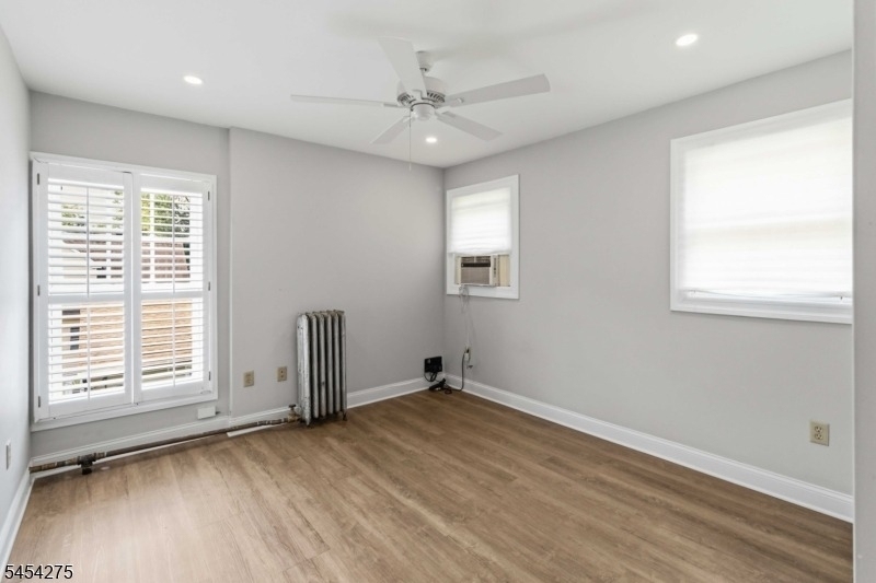 39 Budd St - Photo 7