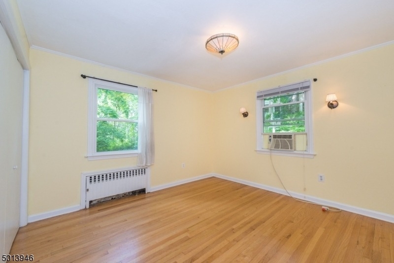 329 Morris Ave - Photo 9
