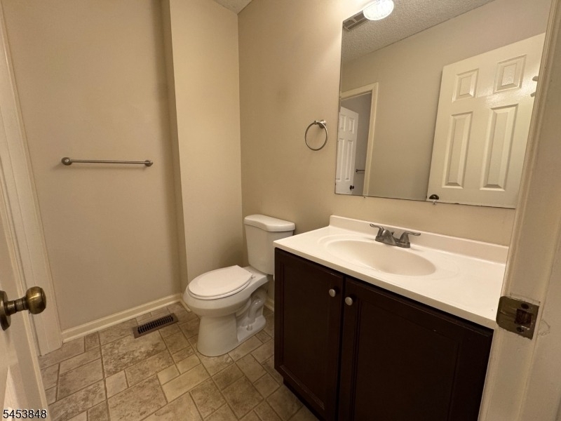 42 Burlington Ct - Photo 28