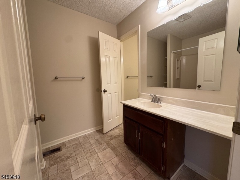 42 Burlington Ct - Photo 22
