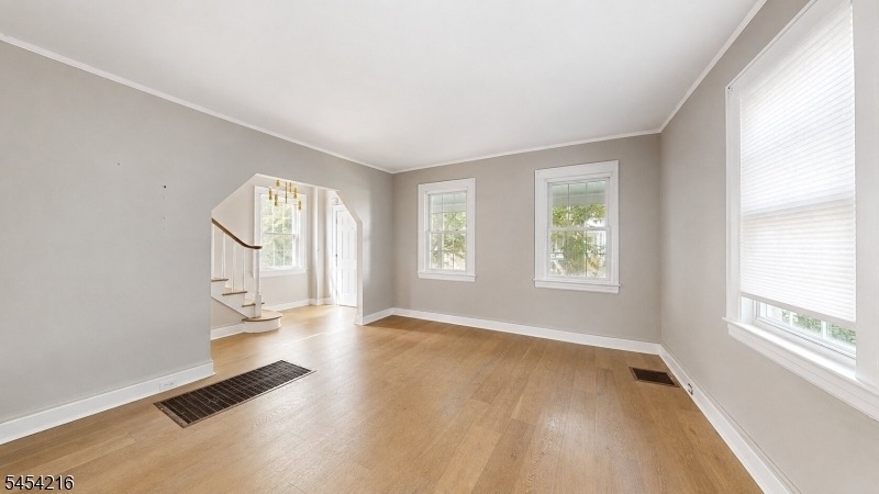 74 2nd St - Photo 3