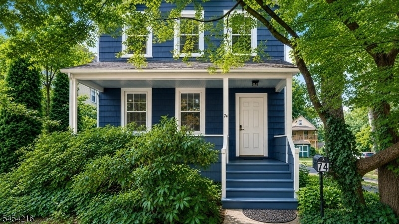74 2nd St - Photo 0