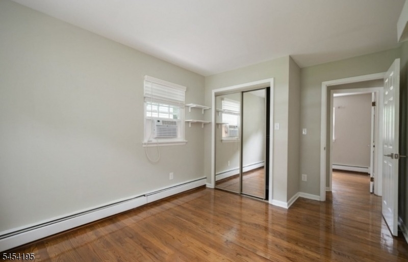 83 Chestnut St - Photo 6