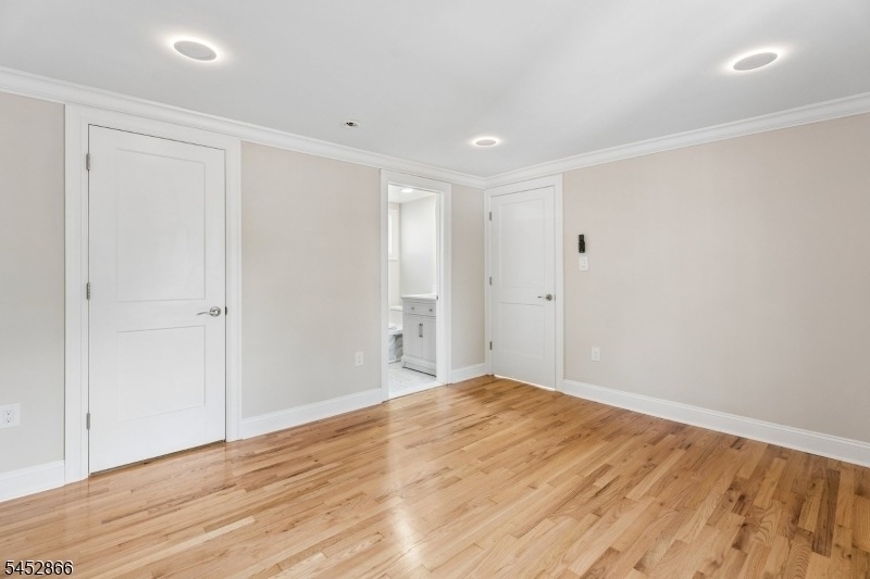 57 Greenwood Ave Unit 2 - Photo 9