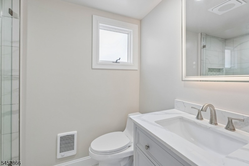 57 Greenwood Ave Unit 2 - Photo 11