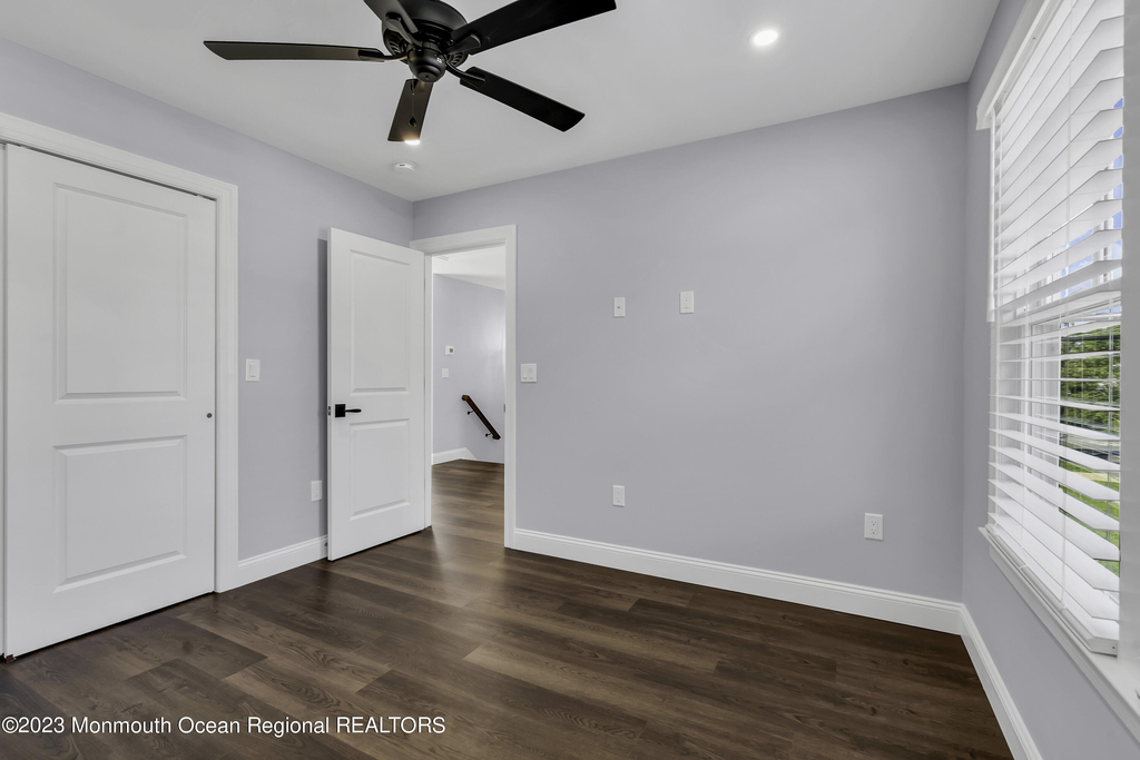419 10th Avenue - Photo 17