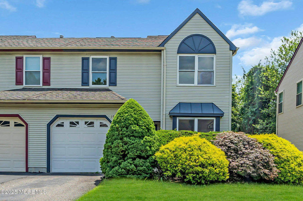 19 Longbrook Lane - Photo 1