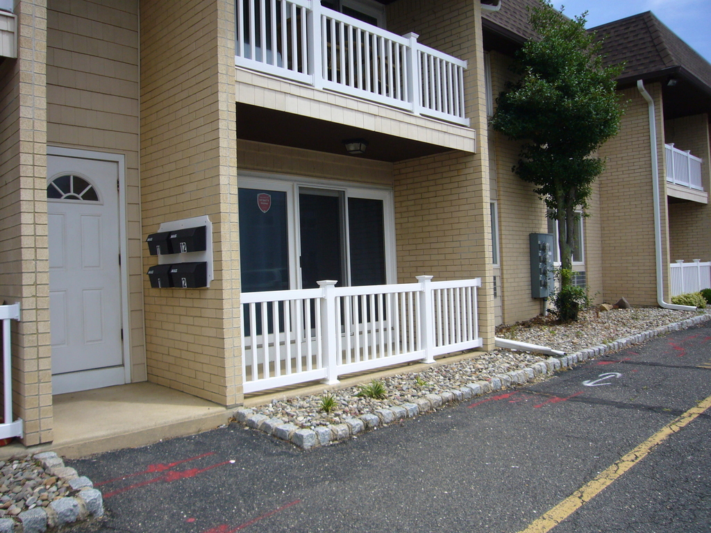 1187 Ocean Avenue - Photo 12