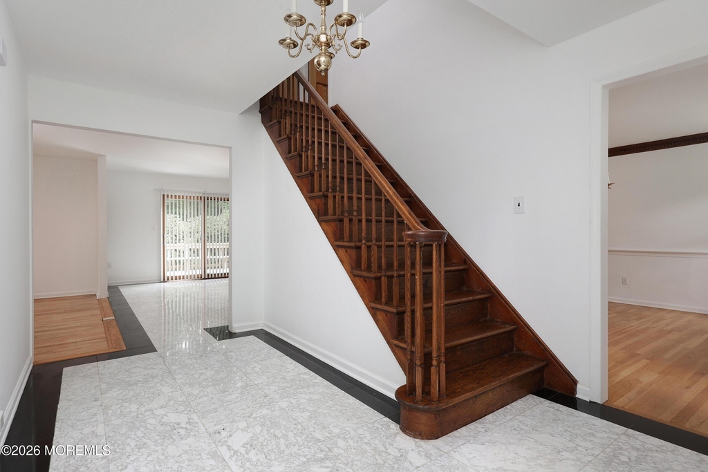 18 Seven Oaks Drive - Photo 7