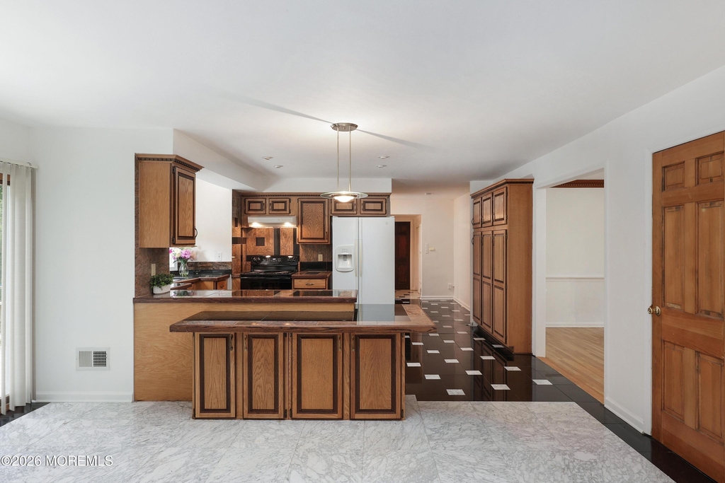 18 Seven Oaks Drive - Photo 12