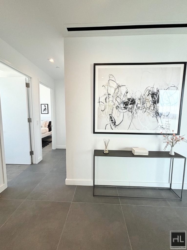 West 30th Street - Photo 1