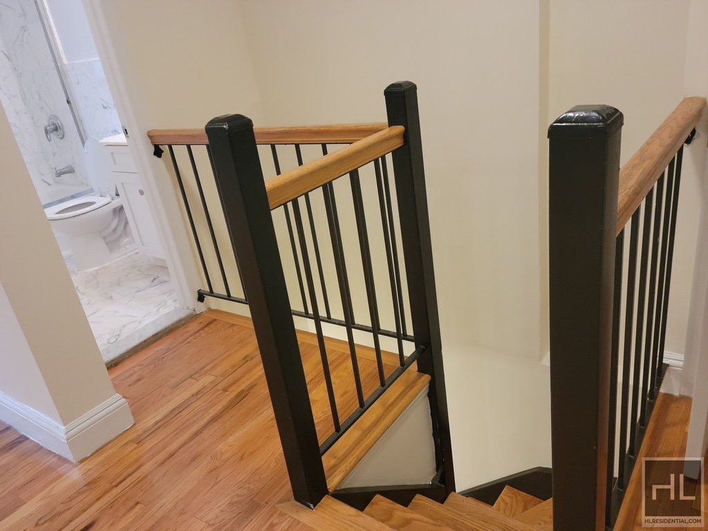 East 78 Street - Photo 2