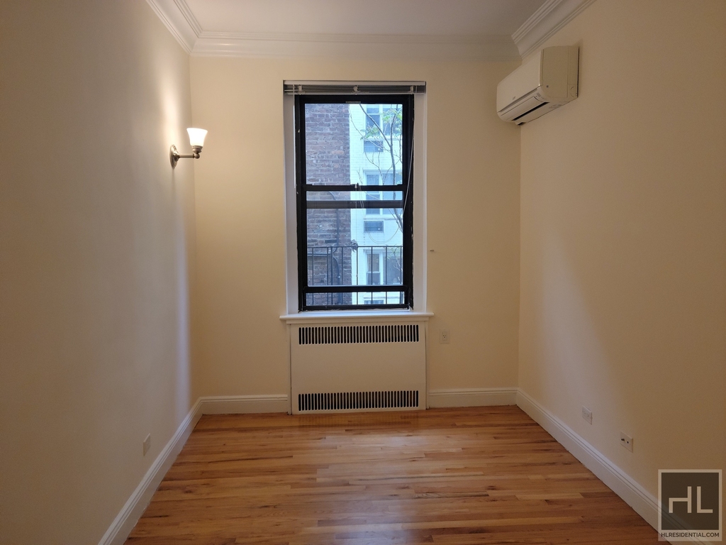 East 78 Street - Photo 3