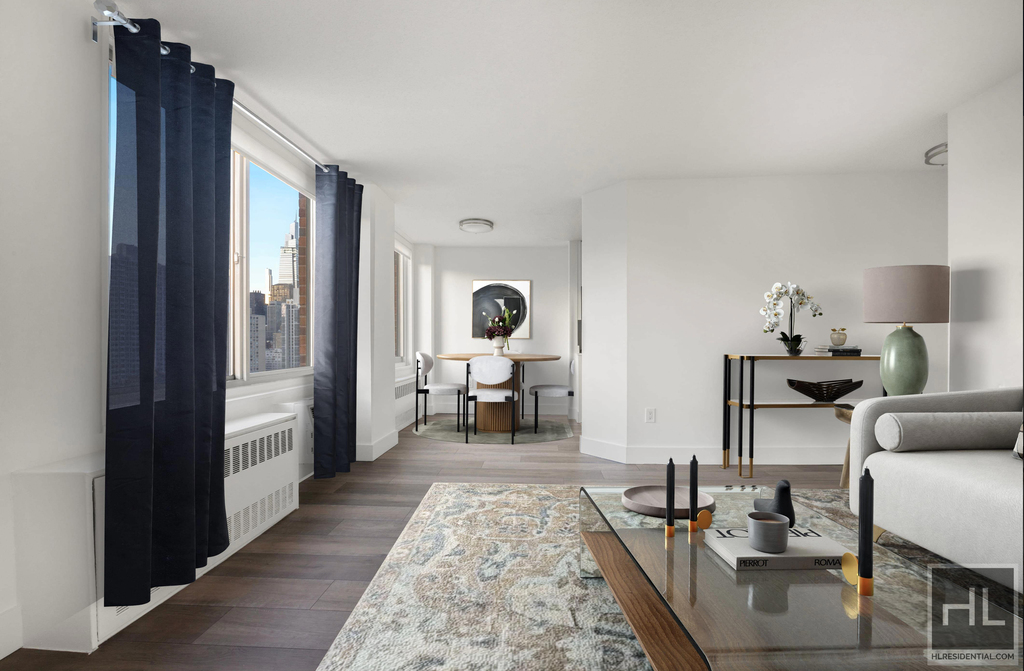 Second Avenue - Photo 1