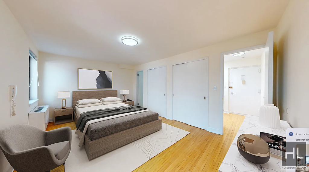 West 52nd Street - Photo 3