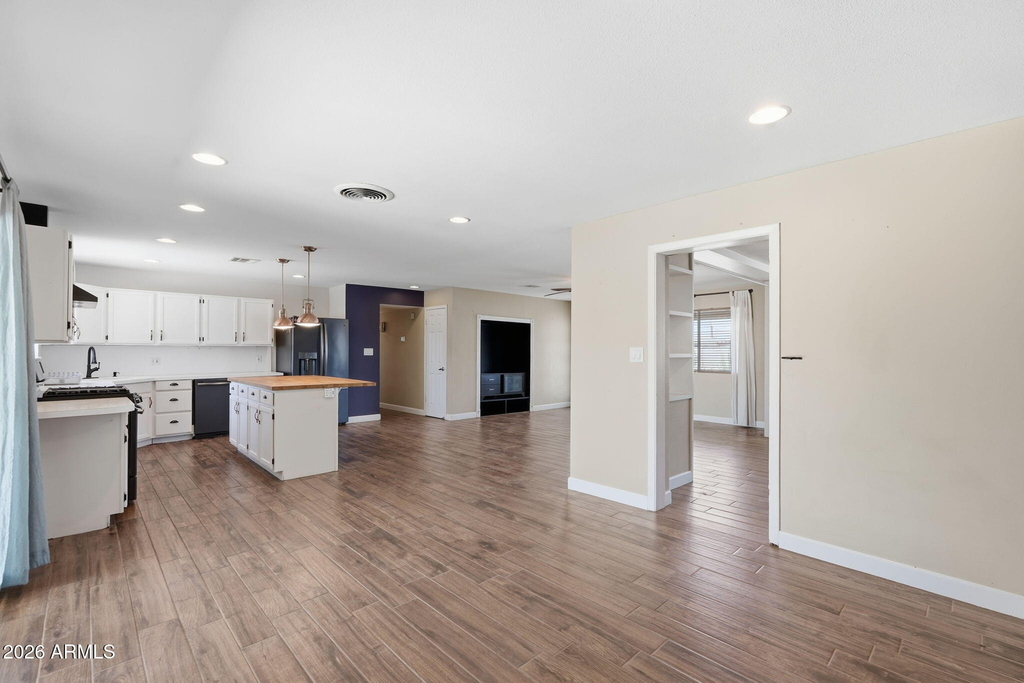 1239 W Elna Rae Street - Photo 18