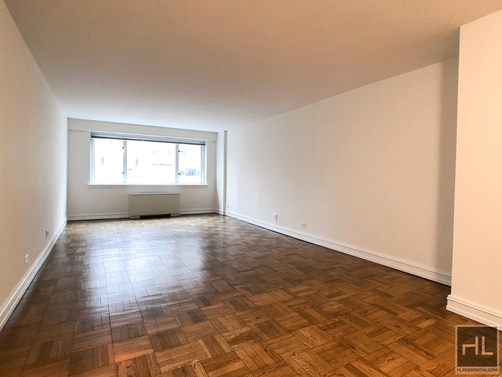 East 71st Street - Photo 0