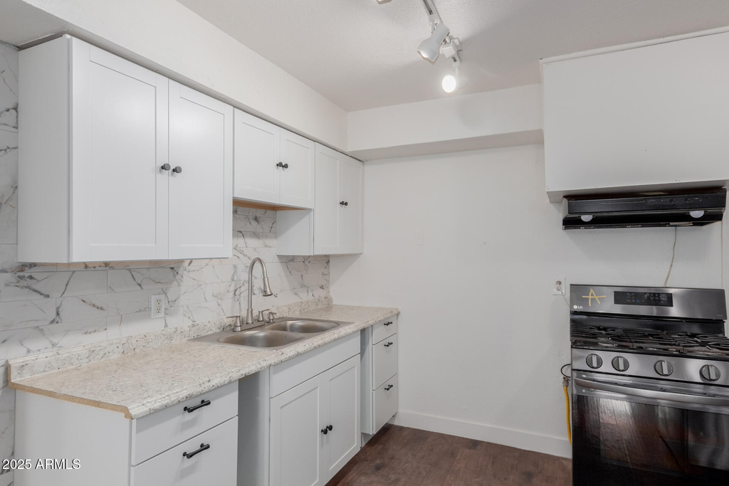 3622 W Sunland Avenue - Photo 7