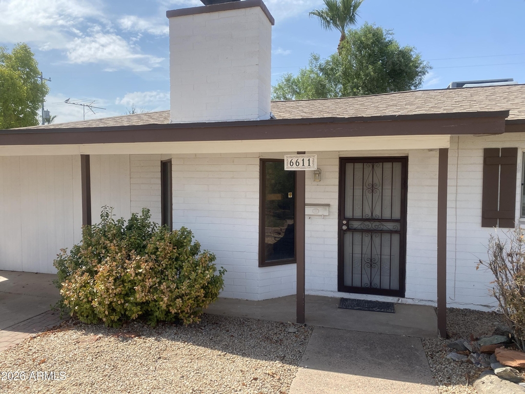 6611 E 1st Street - Photo 2