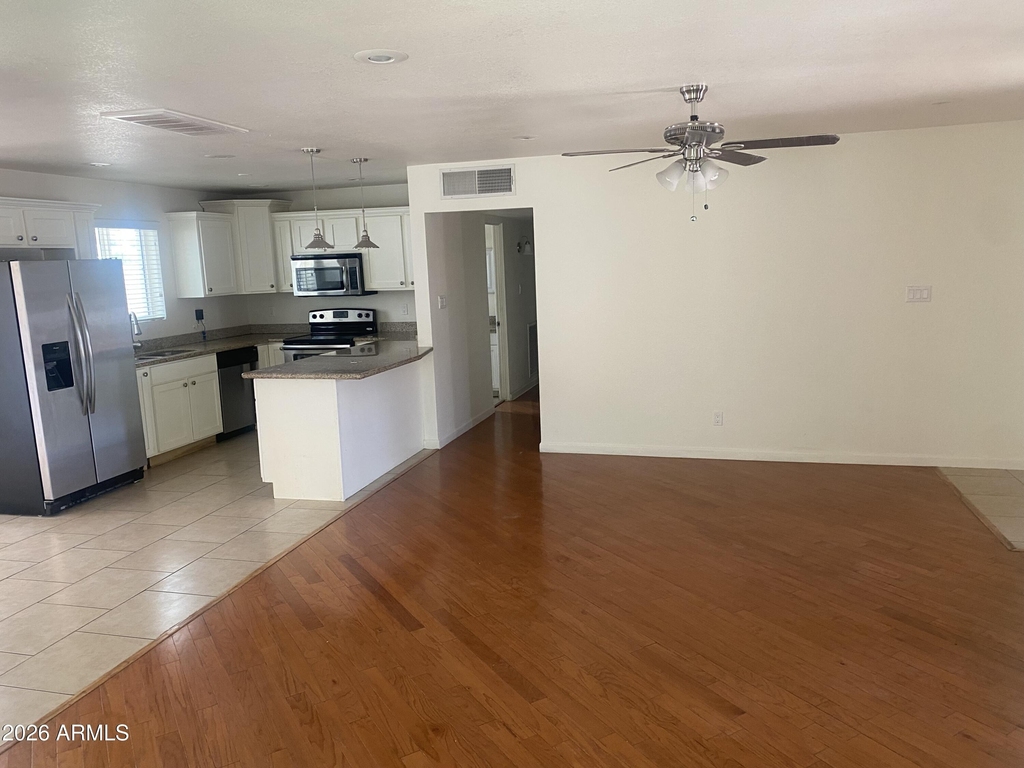 6611 E 1st Street - Photo 4