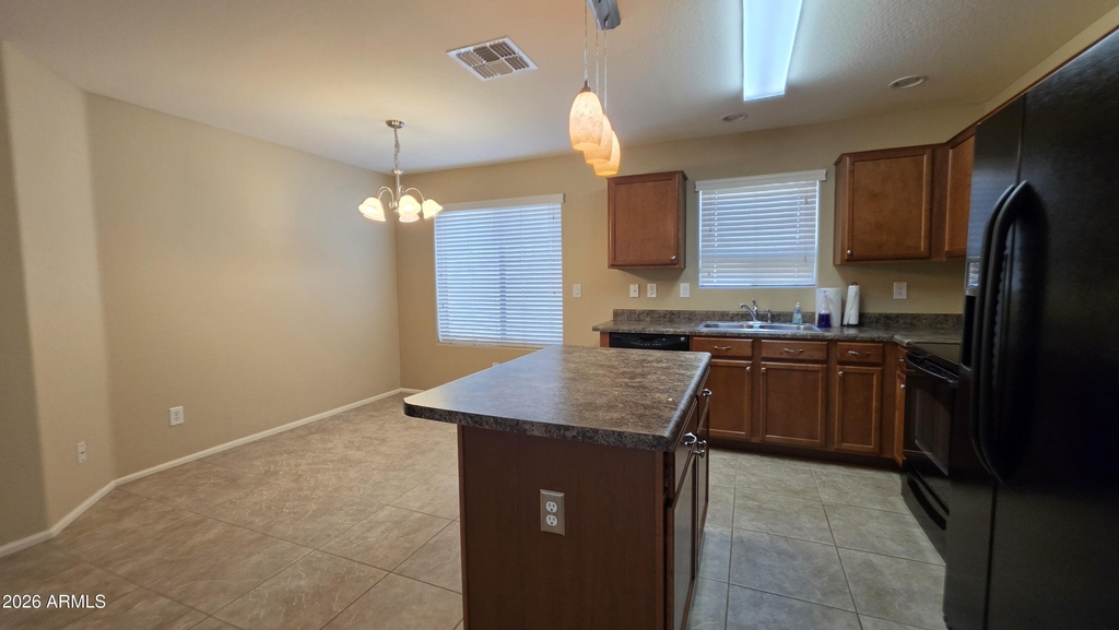 40458 W Hayden Drive - Photo 3