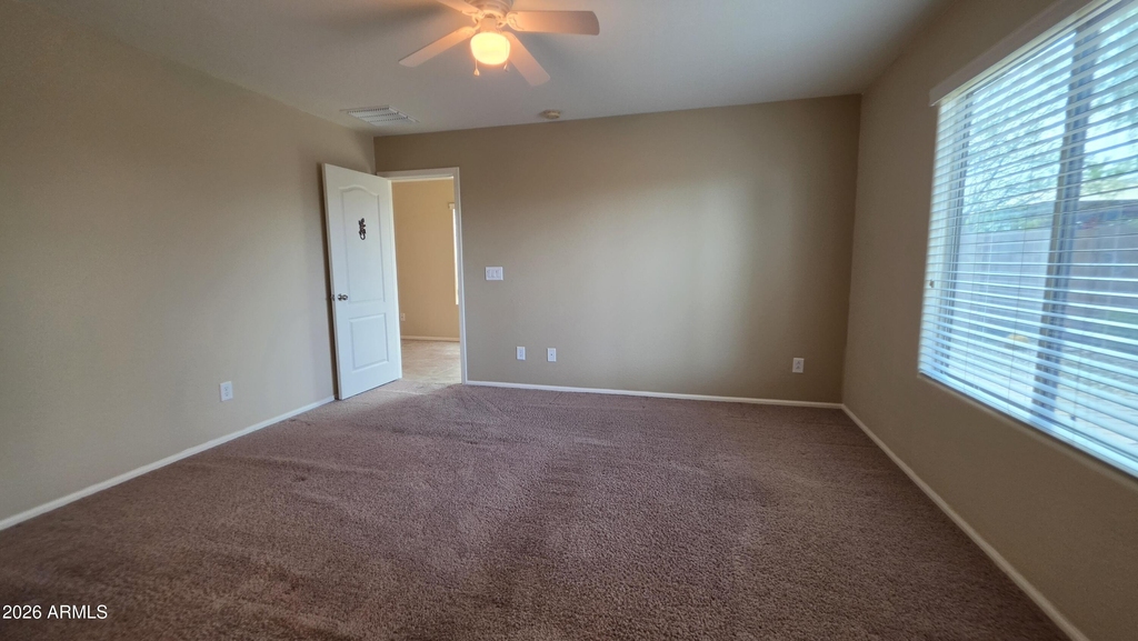40458 W Hayden Drive - Photo 11