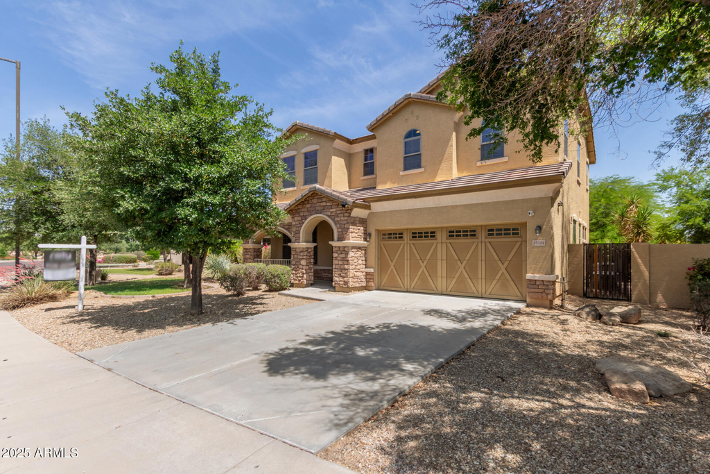 15204 W Westview Drive - Photo 2