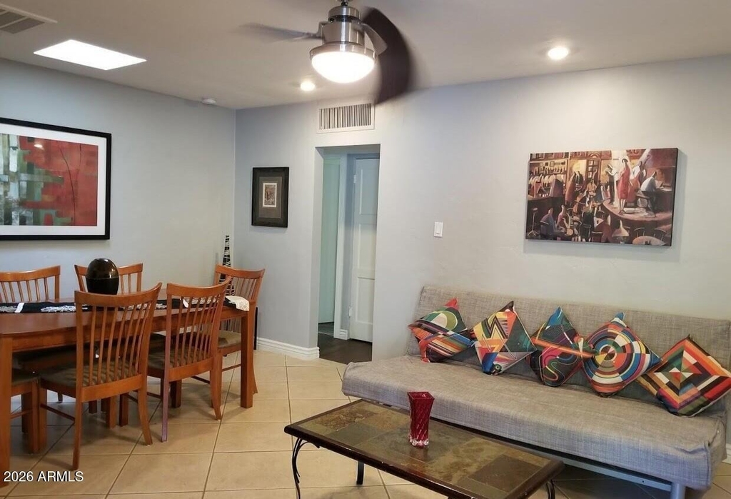 830 N 6th Avenue - Photo 3