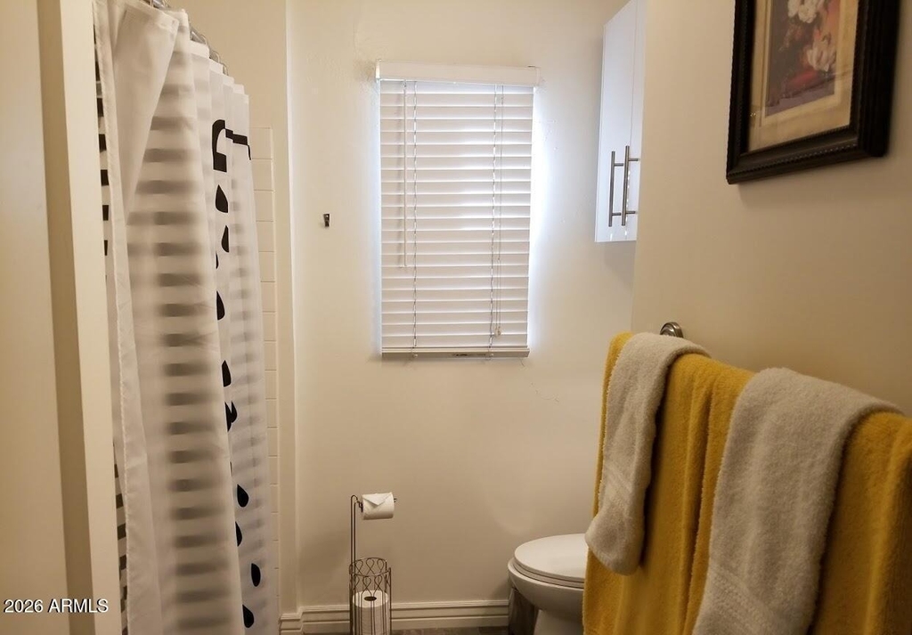 830 N 6th Avenue - Photo 10