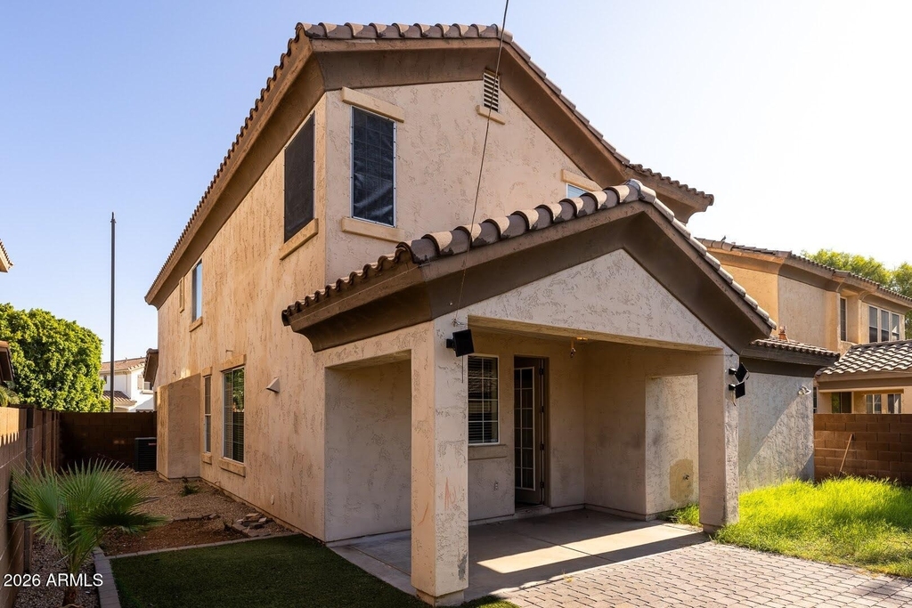 2051 E Carla Vista Drive - Photo 6