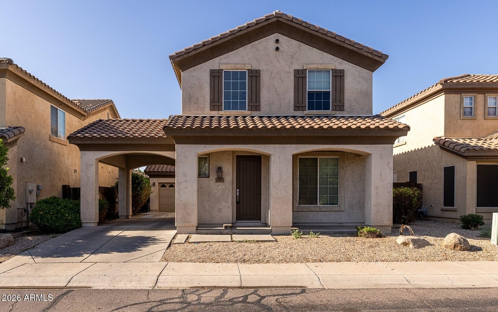 2051 E Carla Vista Drive - Photo 0