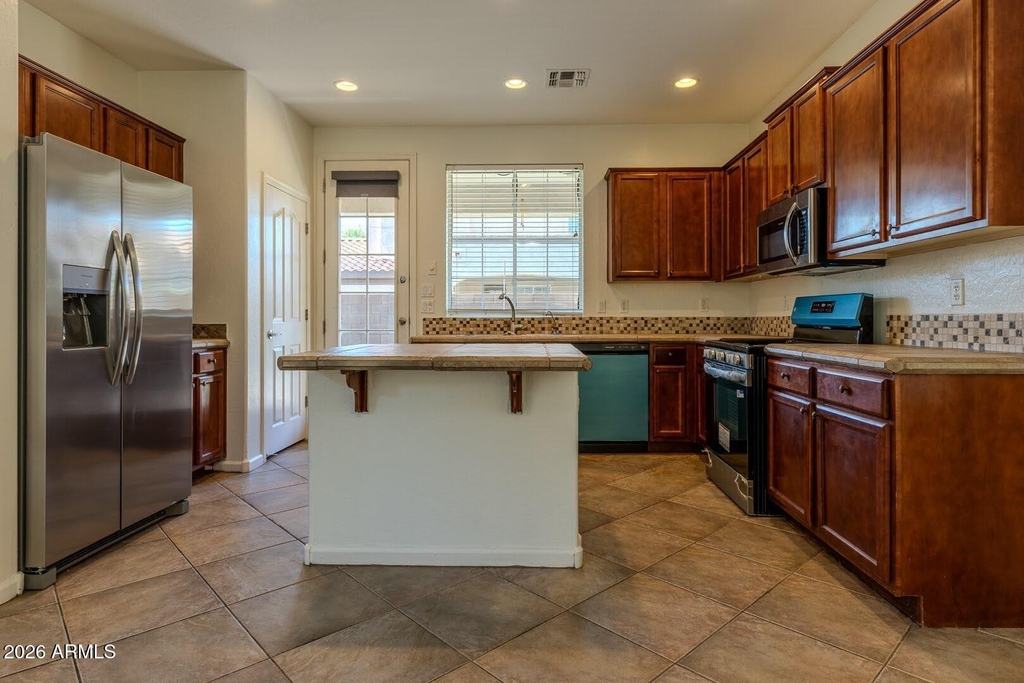 2051 E Carla Vista Drive - Photo 19