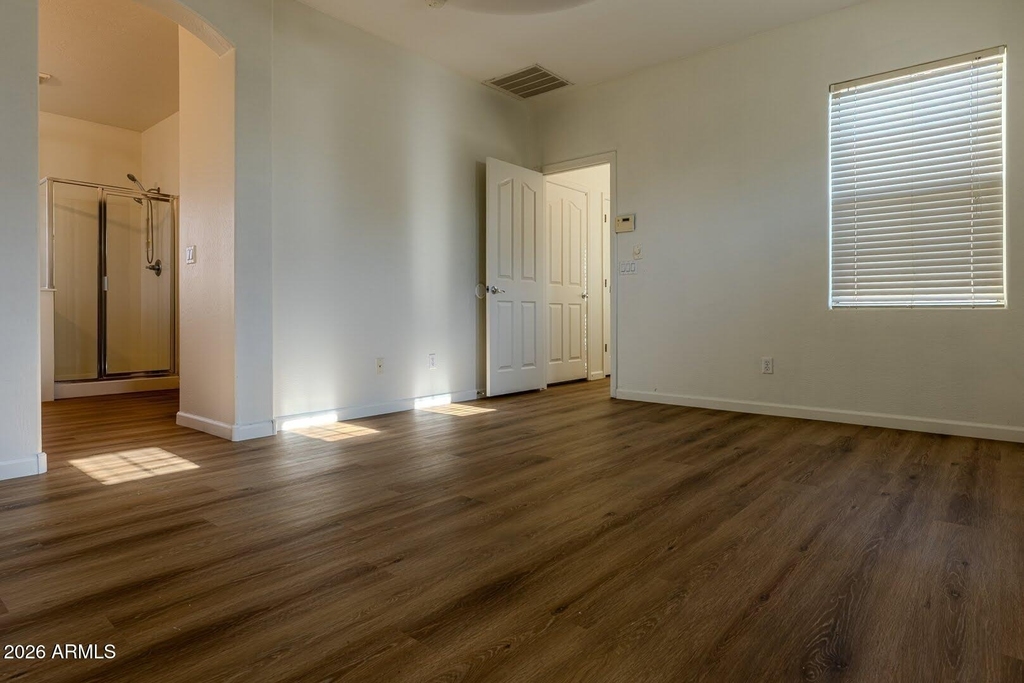 2051 E Carla Vista Drive - Photo 34