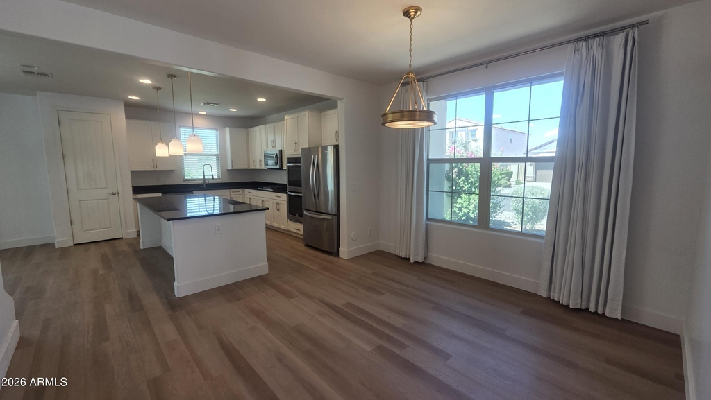 5220 S Hadron -- - Photo 3