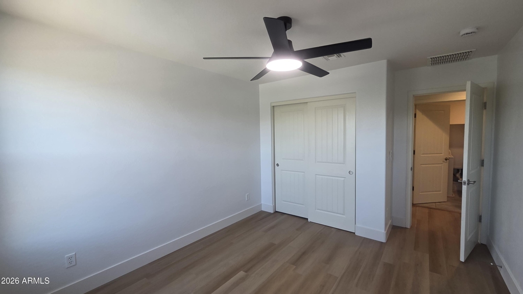5220 S Hadron -- - Photo 16