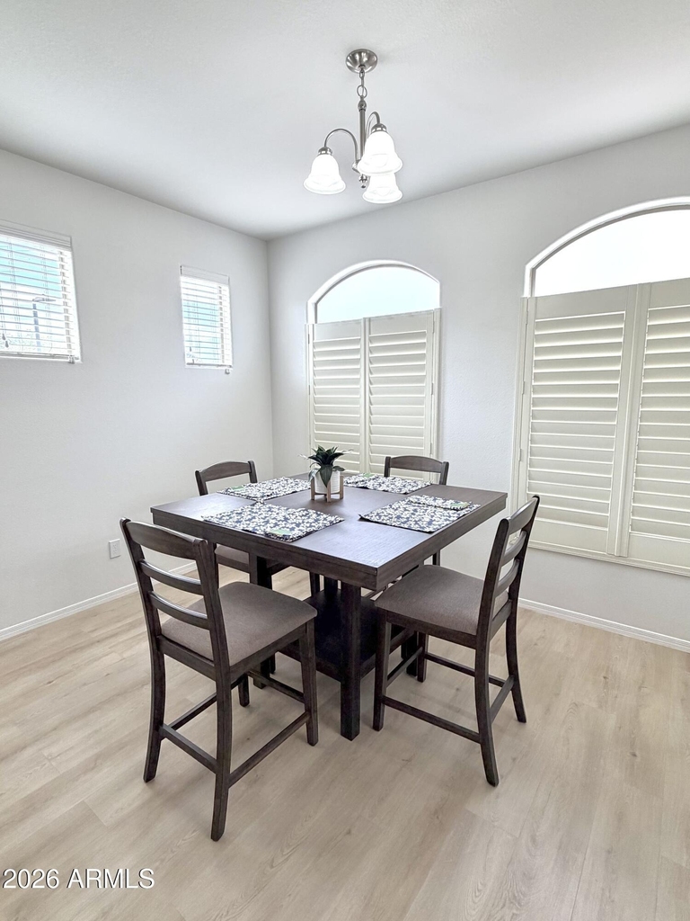 900 S 94th Street - Photo 8