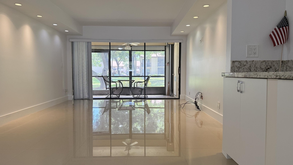 2289 Sw 15th Street - Photo 3