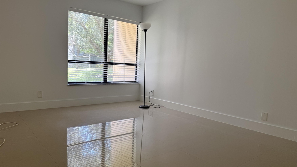 2289 Sw 15th Street - Photo 9