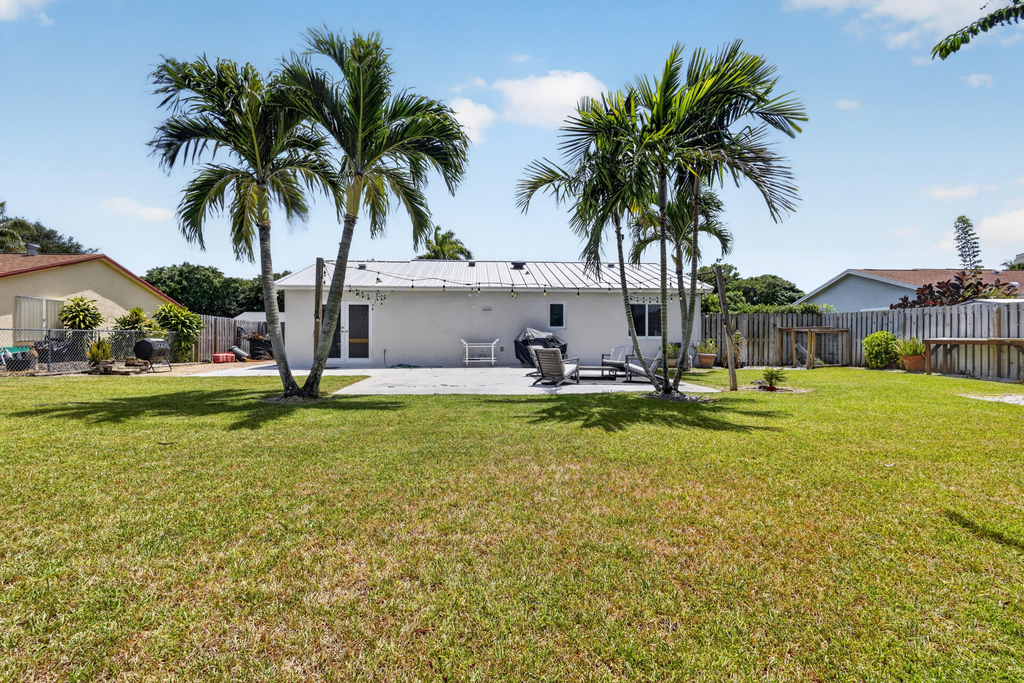 4573 Carthage Circle - Photo 32