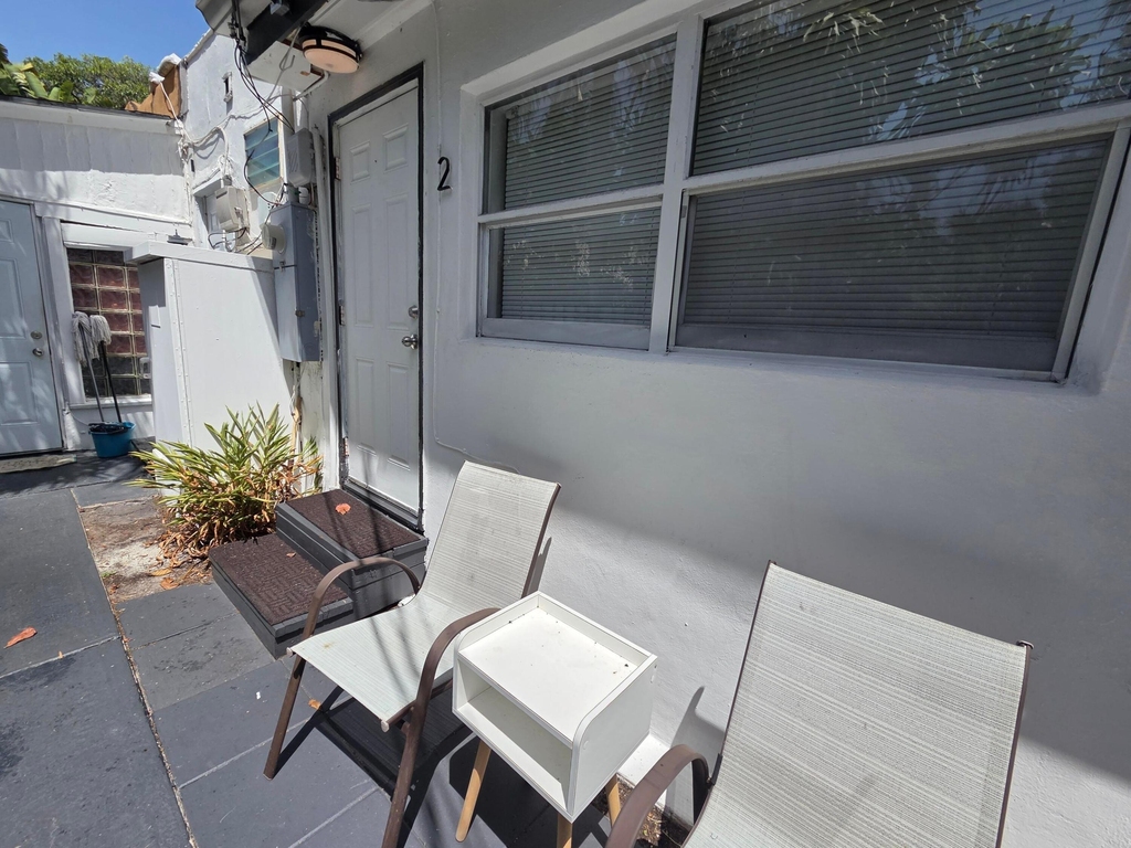 844 Ne 17th Way - Photo 6