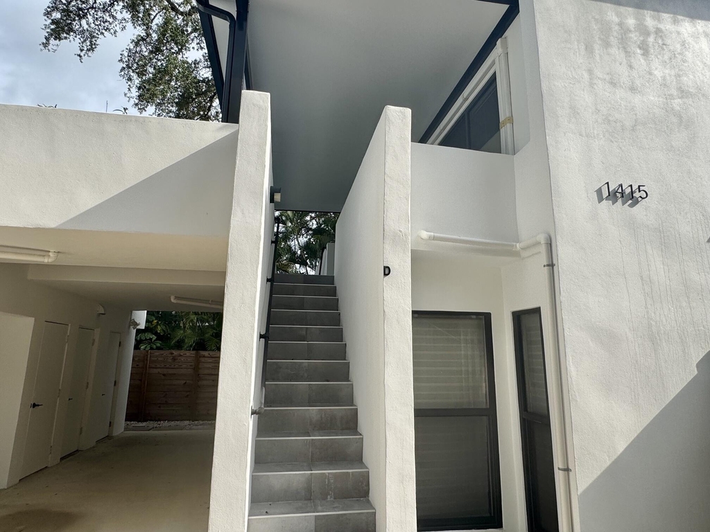 1415 Sw 9th Street - Photo 14