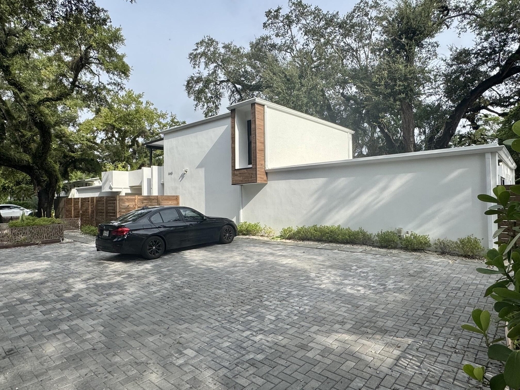 1415 Sw 9th Street - Photo 10