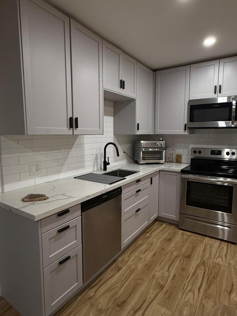 1415 Sw 9th Street - Photo 1
