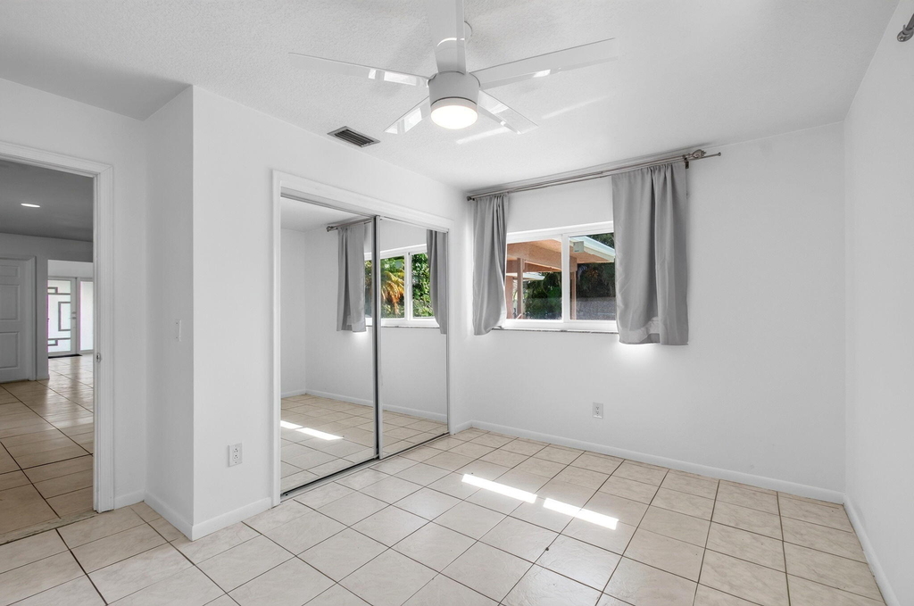 4760 Bison Street - Photo 36