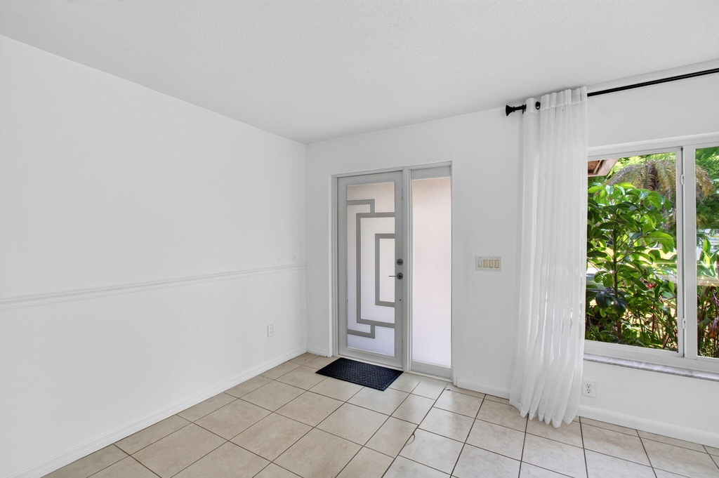 4760 Bison Street - Photo 6