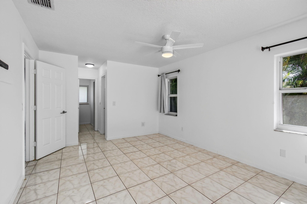 4760 Bison Street - Photo 28