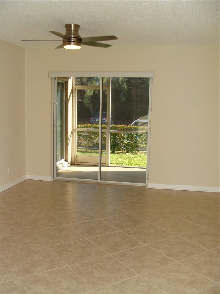 4245 S 57th Avenue - Photo 12