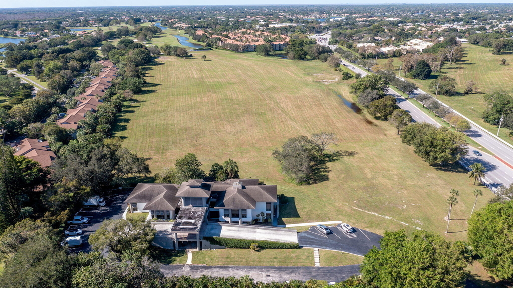 13334 Polo Club Road - Photo 44