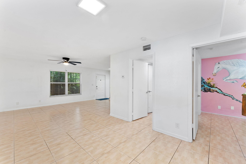 1945 Nw 4th Avenue - Photo 6